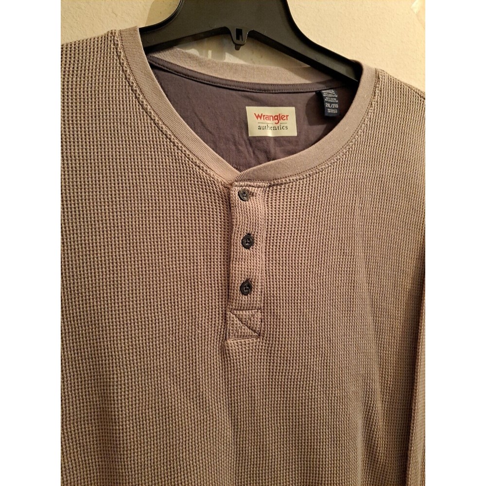 Wrangler Authentics Men's 2XL Long Sleeve Waffle Knit  Henley Shirt Pumice Stone - Picture 4 of 7
